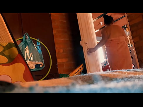 ❤️ Менин акем душка кирип ээрчийт, мен душка түшсөм, ал мени эркелетет. ❤️❌ Супер порно бизде ky.pornpk.ru ❌❤